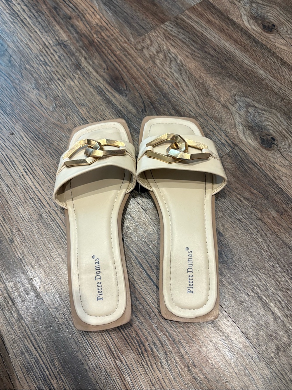 Pierre Dumas Beige Slide Sandals with Gold Chain Accent